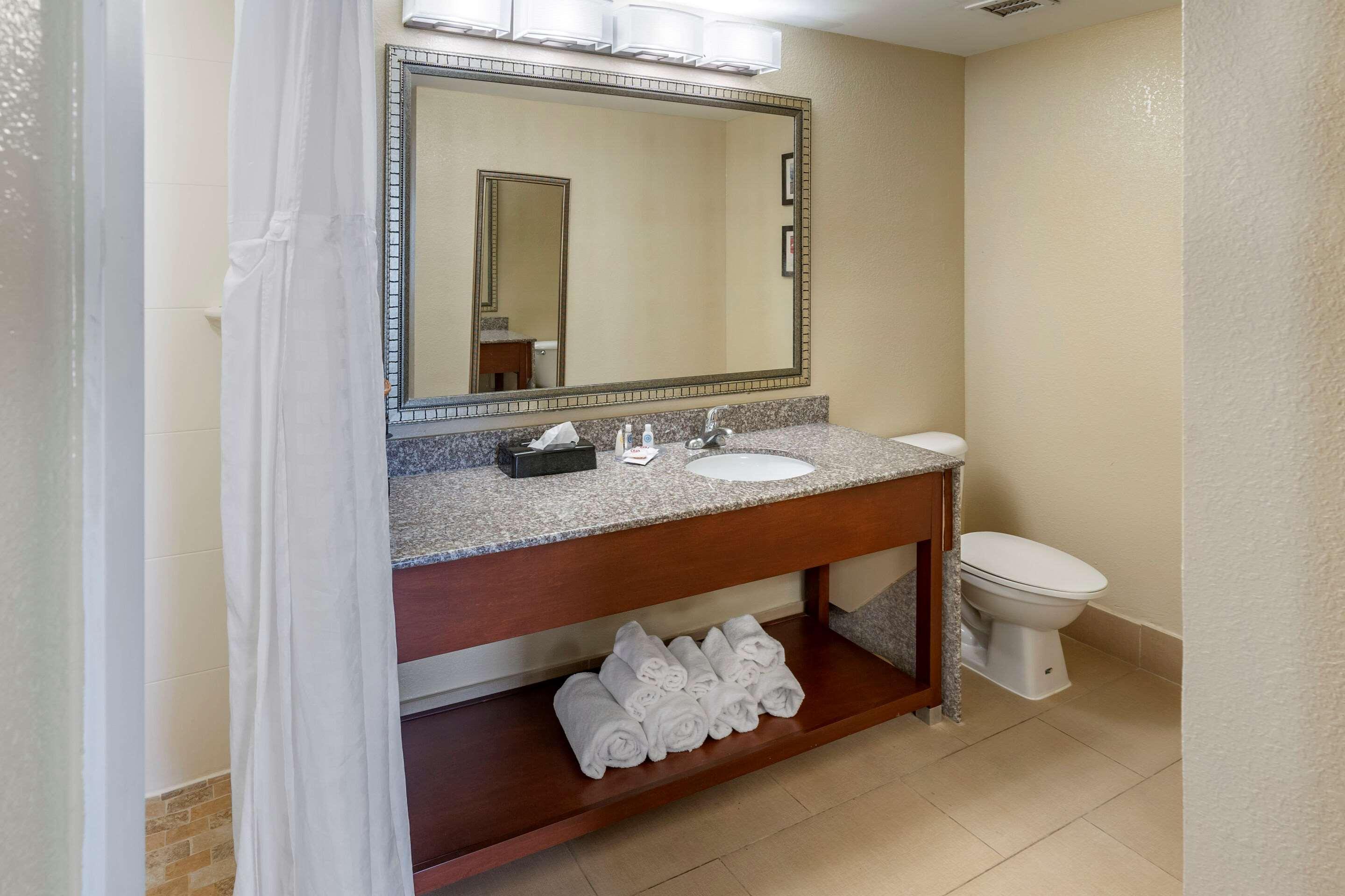 לינקולן Comfort Inn & Suites מראה חיצוני תמונה