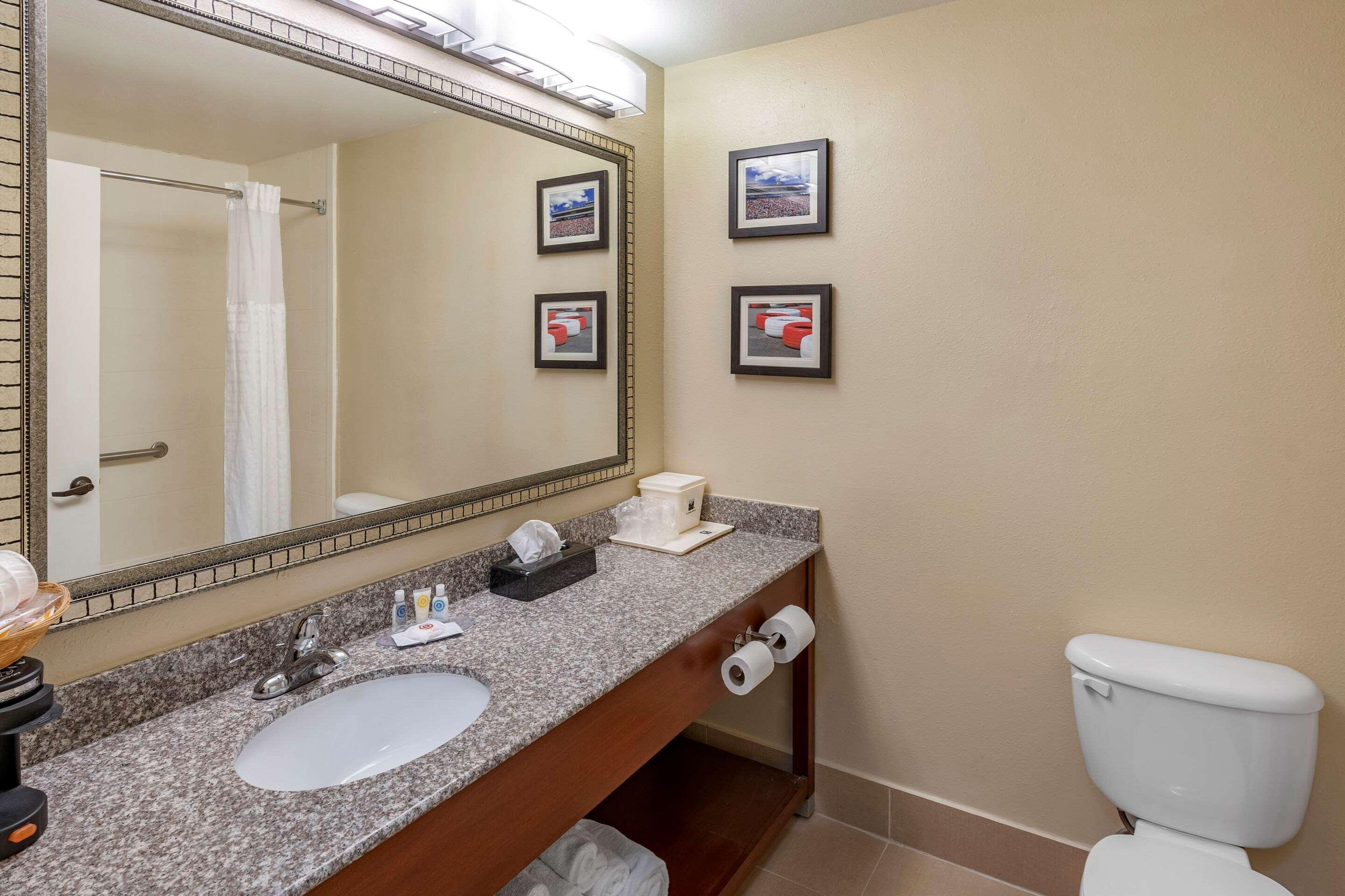 לינקולן Comfort Inn & Suites מראה חיצוני תמונה