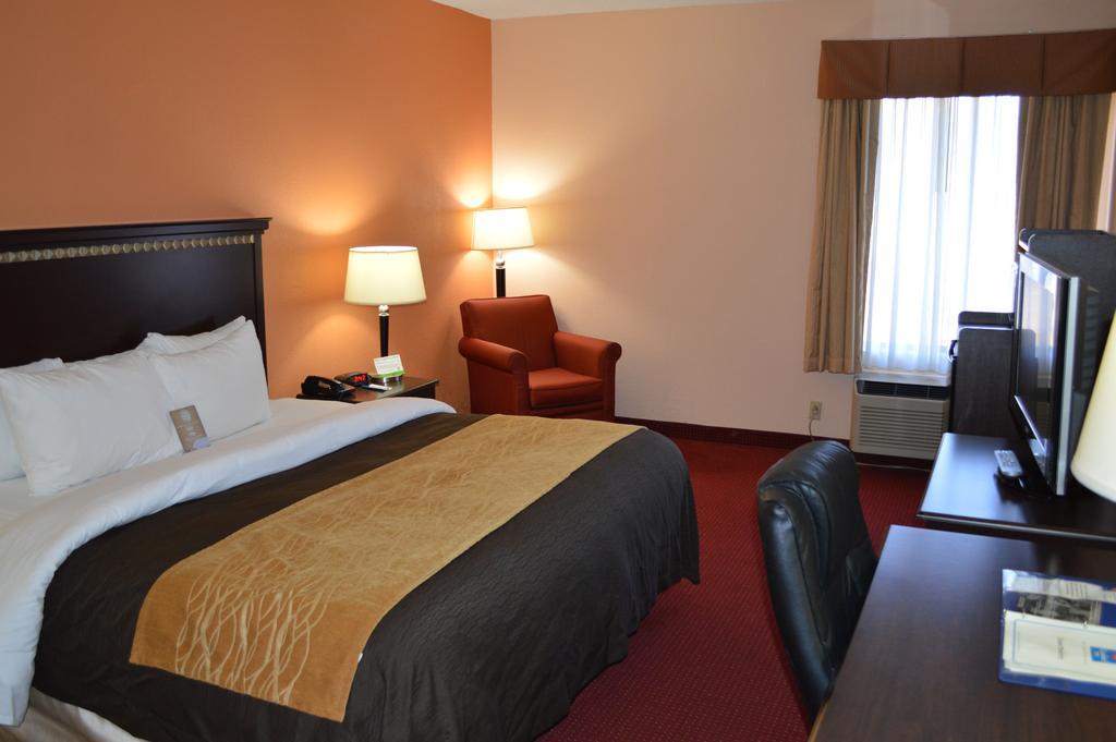 לינקולן Comfort Inn & Suites מראה חיצוני תמונה
