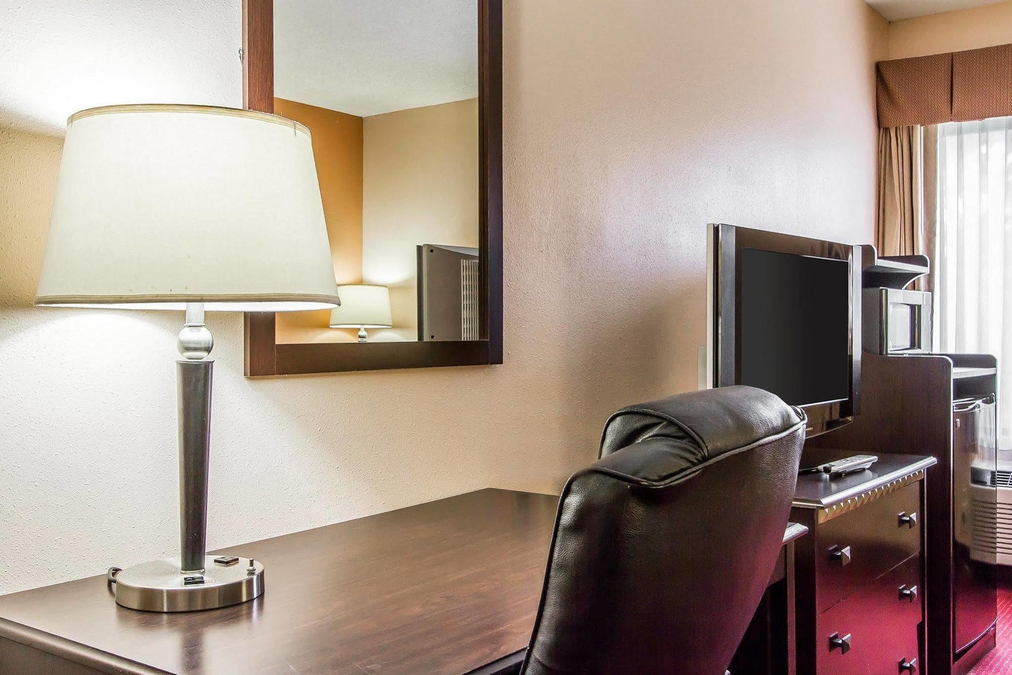 לינקולן Comfort Inn & Suites מראה חיצוני תמונה
