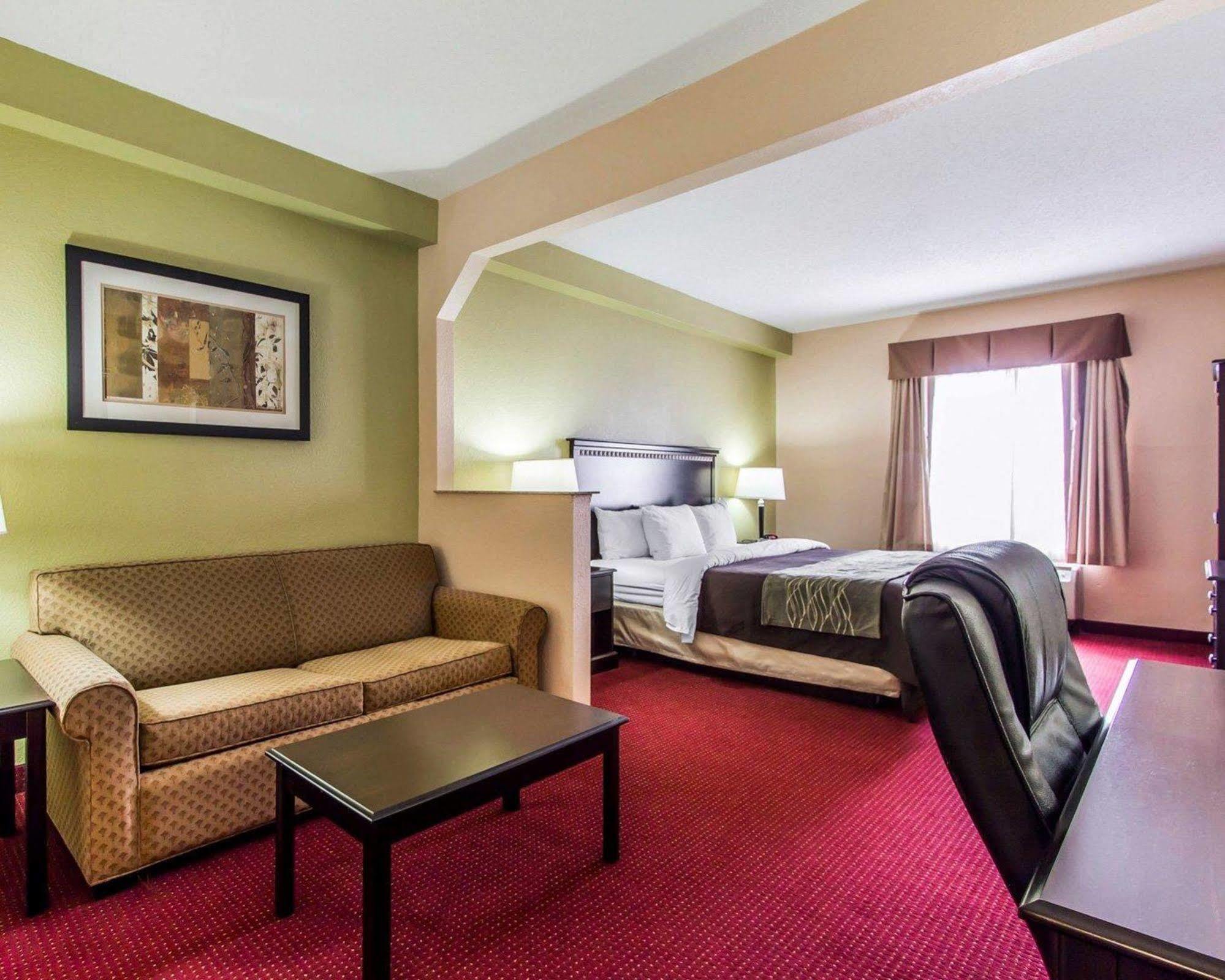 לינקולן Comfort Inn & Suites מראה חיצוני תמונה