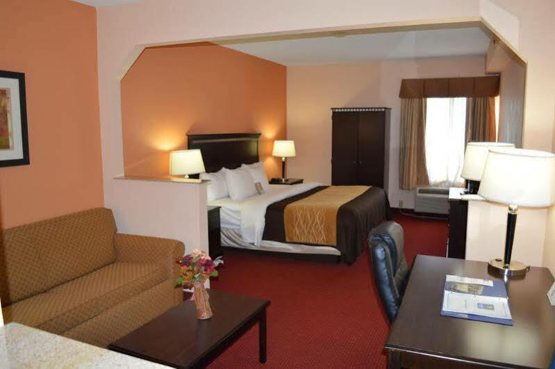לינקולן Comfort Inn & Suites מראה חיצוני תמונה